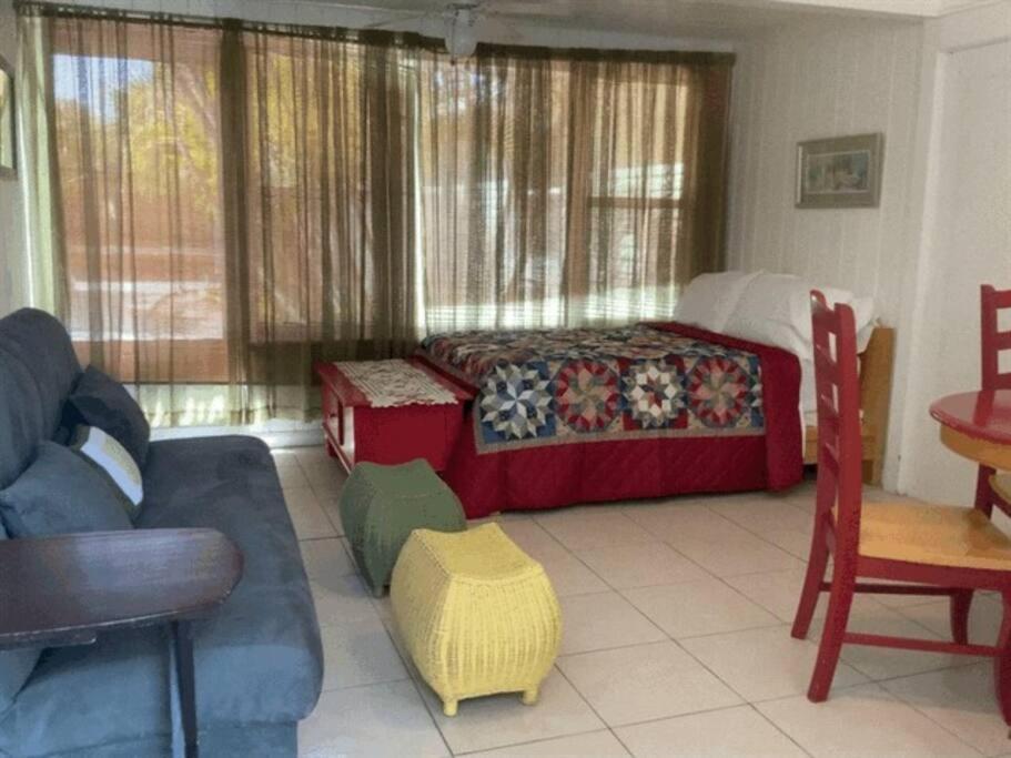 Lovely 1 Bedroom Unit Across From Lido Key Beach Sarasota Eksteriør bilde